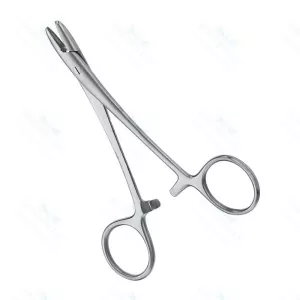 Doyen Needle Holder With Screw Joint Straight – surgivalley (SV-10-1107)